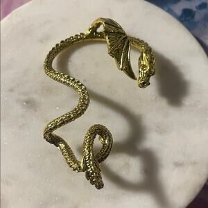 Ear cuff / earring dragon metal ( right ear)